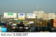 МКАД. Дорожные указатели. Волоколамск-Рига (М9), Смоленск-Брест (М1), Сколково (2011 год). Редакционное фото, фотограф Щеголева Ольга / Фотобанк Лори