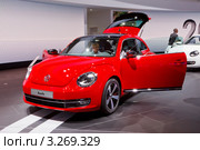 Автомобиль Фольксваген Битл на 64-м Франкфуртском автосалоне (2011 год). Редакционное фото, фотограф Sergey Borisov / Фотобанк Лори