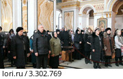 Русская православная церковь. Прихожане. Великий Пост (2012 год). Редакционное видео, видеограф Mikhail Erguine / Фотобанк Лори