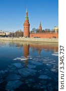 Москва, Водовзводная (Свиблова) башня Кремля, весна (2012 год). Редакционное фото, фотограф ИВА Афонская / Фотобанк Лори
