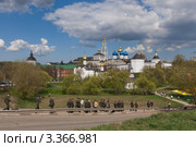 Троице-Сергиева Лавра в мае (2009 год). Редакционное фото, фотограф Павел Широков / Фотобанк Лори