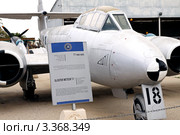 GLOSTER METEOR T-7 - первый британский реактивный истребитель (2012 год). Редакционное фото, фотограф Irina Opachevsky / Фотобанк Лори
