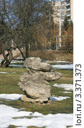 Декоративный элемент из камня, парк, Минск, Беларусь (2012 год). Стоковое фото, фотограф Марина Шатерова / Фотобанк Лори