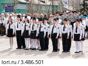 Районный конкурс среди школ,посвящённый  Победе в Великой Отечественной войне.4В. (2010 год). Редакционное фото, фотограф Роман Фомин / Фотобанк Лори