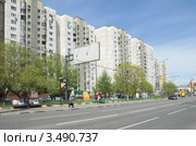 Москва. Люсиновская улица (2012 год). Редакционное фото, фотограф Елена Коромыслова / Фотобанк Лори