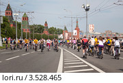 Парад велосипедистов в Москве 20 мая 2012г. Редакционное фото, фотограф Наталья Волкова / Фотобанк Лори