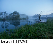 Рассвет на реке Воргол. Липецкая область (2012 год). Редакционное фото, фотограф Liseykina / Фотобанк Лори
