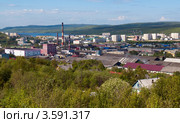 Вид на г. Кола Мурманской области (2012 год). Редакционное фото, фотограф Вячеслав Палес / Фотобанк Лори