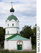 Троицкая церковь в городе Балахна. Вид с западной стороны (2012 год). Стоковое фото, фотограф Александр Романов / Фотобанк Лори