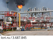 Газоконденсатные месторождения ЗАО "Роспан Интернешнл" (2012 год). Редакционное фото, фотограф Михаил Рыбачек / Фотобанк Лори