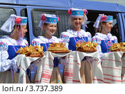 Зажинки-белорусский праздник начала сбора урожая (2012 год). Редакционное фото, фотограф Николай Шуманский / Фотобанк Лори