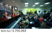С.М. Миронов на пресс-конференции (2011 год). Редакционное видео, видеограф Losevsky Pavel / Фотобанк Лори