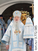 Митрополит Ювеналий произносит речь (2012 год). Редакционное фото, фотограф Дмитрий Неумоин / Фотобанк Лори