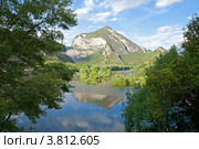 Испания. Город Коль-де-Нарго (исп. Coll de Narg, баск. Coll de Nargo). Озеро Ольяна. Стоковое фото, фотограф Валерий Ситников / Фотобанк Лори