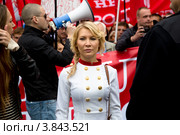 Попова Алёна Владимировна участвует в третьем "Марше Миллионов", Москва, Россия (2012 год). Редакционное фото, фотограф Николай Винокуров / Фотобанк Лори
