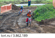 Кубок XSR-MOTO.RU по Кантри Кроссу 2012. Вырлан Ян №18 (ООО Веста СФ г. Дзержинский) Редакционное фото, фотограф Pukhov K / Фотобанк Лори