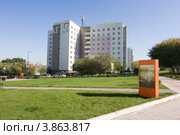 СФУ. Общежитие инженерно-строительного института (2012 год). Стоковое фото, фотограф Шичкина Антонина / Фотобанк Лори