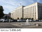 Краснодар. Здание администрации Краснодарского края (2012 год). Редакционное фото, фотограф Ольга Хлудова / Фотобанк Лори