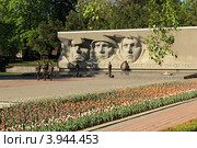 Памятник Вечной славы в городе Ставрополе (2012 год). Редакционное фото, фотограф Rekacy / Фотобанк Лори