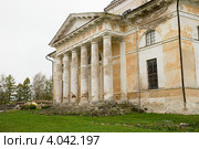 Собор Бориса и Глеба (1785-1796 гг.). Портик. Торжок (2012 год). Стоковое фото, фотограф Александр Щепин / Фотобанк Лори