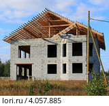 Строится хороший дом из газозолоблоков (2012 год). Стоковое фото, фотограф Анатолий Матвейчук / Фотобанк Лори