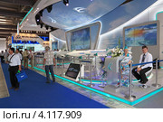 Международный авиационно-космический салон МАКС-2011. Стенд ГосМКБ "Вымпел" - российское предприятие по разработке авиационного вооружения, управляемых ракет "воздух-воздух", "воздух-поверхность", зенитных ракет для систем ПВО и ПРО. Редакционное фото, фотограф Игорь Долгов / Фотобанк Лори