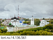 Вид на Успенский Трифонов монастырь. Город Киров (2012 год). Стоковое фото, фотограф Ольга Визави / Фотобанк Лори