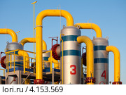 Оборудование газораспределительной станции: фильтры. Стоковое фото, фотограф Донцов Евгений Викторович / Фотобанк Лори
