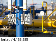 Оборудование газораспределительной станции: манометр. Стоковое фото, фотограф Донцов Евгений Викторович / Фотобанк Лори