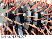 Борона ротационная кольчатая БРК-5,6 - фрагмент. Агропромышленная выставка «Агротехнологии-2013» в выставочном центре «ВертолЭкспо». Ростов-на-Дону. Редакционное фото, фотограф Олег Пчелов / Фотобанк Лори