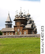 Карелия. Архитектурный ансамбль Кижского погоста (2012 год). Редакционное фото, фотограф Ирина Борсученко / Фотобанк Лори