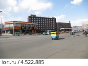Улица в китайском городе Хуньчунь (2013 год). Редакционное фото, фотограф Валерий Акулич / Фотобанк Лори