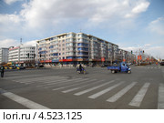 Проспект в китайском городе (2013 год). Редакционное фото, фотограф Валерий Акулич / Фотобанк Лори