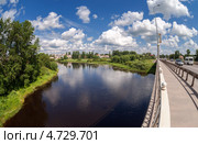 Мост через реку Мсту в городе Боровичи (2012 год). Редакционное фото, фотограф FotograFF / Фотобанк Лори