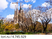 Саграда Фамилия, Антонио Гауди. Барселона (2013 год). Стоковое фото, фотограф Яков Филимонов / Фотобанк Лори
