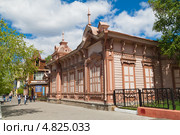 Виды Читы. Старинное деревянное здание на улице Ленина (2013 год). Стоковое фото, фотограф Lora / Фотобанк Лори