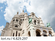 Базилика Сакре-Кёр (Basilique du Sacré Cœur). Монмартр. Париж. Франция (2013 год). Стоковое фото, фотограф E. O. / Фотобанк Лори