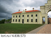 Дворцовый комплекс Сапег, Ружаны, Беларусь (2013 год). Редакционное фото, фотограф Марина Шатерова / Фотобанк Лори