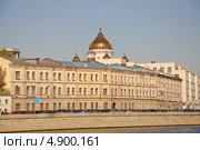 Офисный особняк на Пречистенской набережной,15с1 (2010 год). Редакционное фото, фотограф Алёшина Оксана / Фотобанк Лори