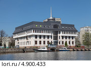 Здание ФГУ «Администрация Морского порта Калининград» (2013 год). Редакционное фото, фотограф Игорь Долгов / Фотобанк Лори
