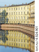 Отражения. Канал Грибоедова в Петербурге (2013 год). Стоковое фото, фотограф Александр Алексеев / Фотобанк Лори