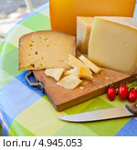 Сыр Pecorino sardo (Пекорино Сардо) Стоковое фото, фотограф Дмитрий Наумов / Фотобанк Лори