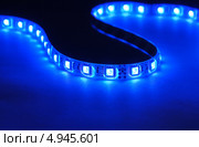 Светодиодная лента RGB светится синим. Стоковое фото, фотограф Dmitry29 / Фотобанк Лори