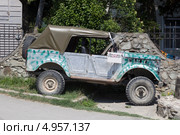 Газ-69 с табличкой "Джипинг" (2013 год). Редакционное фото, фотограф Николай Мухорин / Фотобанк Лори