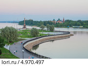 Ярославль. Медвежий мыс, стрелка на реке Волге. (2013 год). Редакционное фото, фотограф Литвяк Игорь / Фотобанк Лори