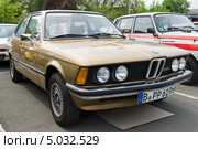 Автомобиль BMW 320 (E21) (2013 год). Редакционное фото, фотограф Sergey Kohl / Фотобанк Лори