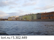 Санкт-Петербург. Вечерний вид на Английскую набережную (2013 год). Стоковое фото, фотограф Елена Коромыслова / Фотобанк Лори