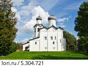 Спасо-Преображенский монастырь (краеведческий музей и картинная галерея), Старая Русса (2013 год). Редакционное фото, фотограф Алина Сбитнева / Фотобанк Лори
