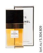 Флакон туалетной  воды Chanel (2013 год). Редакционное фото, фотограф Александр Щепин / Фотобанк Лори