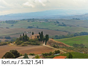 Осенняя Тоскана. Сфумато. (Italia, Toscana, Val d'Orcia, Pienza, Belvedere) (2013 год). Стоковое фото, фотограф Виктория Катьянова / Фотобанк Лори